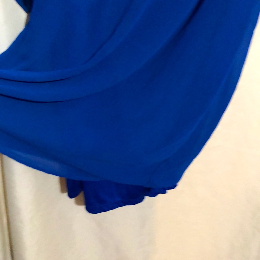 Dress - Picture 4 of 6